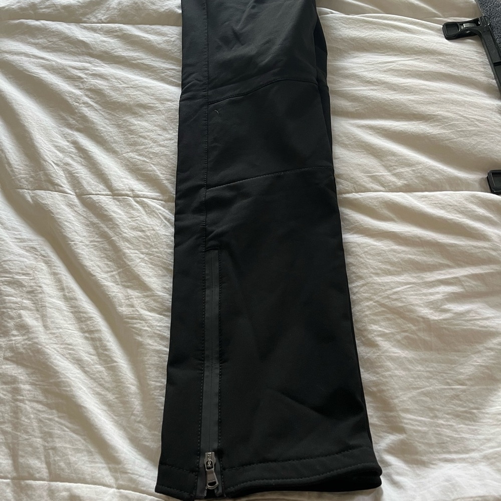 Women’s Black 66 North Polartec Glymur ski/snowboard Pants - Picture 4 of 14